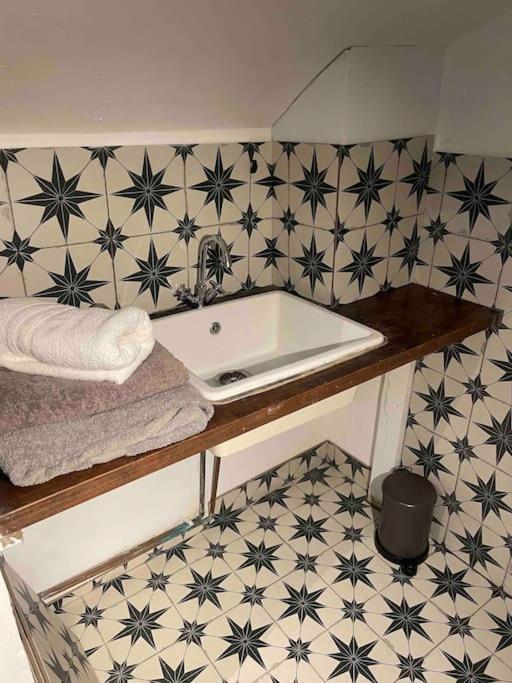 Beautiful London Victorian House, Sleeps 12 Βίλα Εξωτερικό φωτογραφία