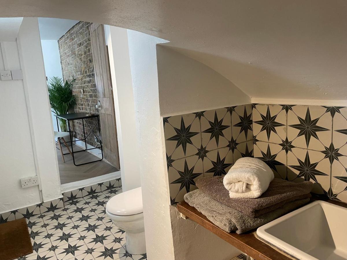 Beautiful London Victorian House, Sleeps 12 Βίλα Εξωτερικό φωτογραφία