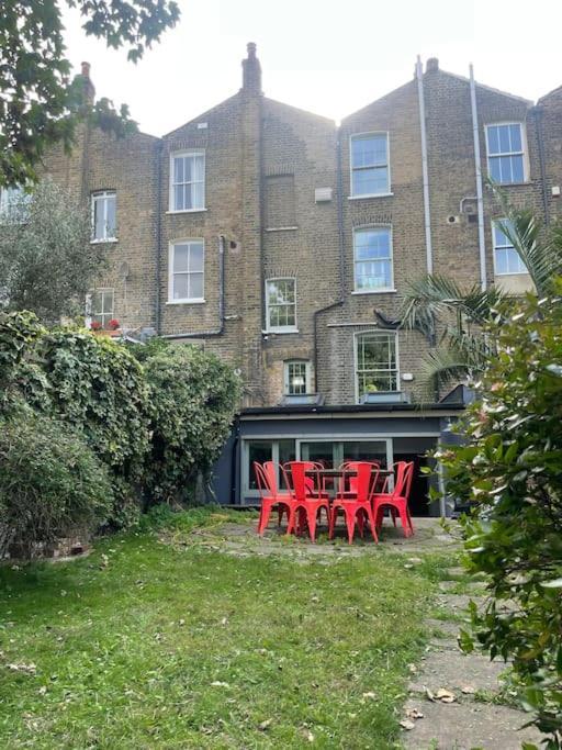 Beautiful London Victorian House, Sleeps 12 Βίλα Εξωτερικό φωτογραφία