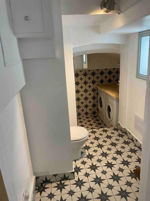 Beautiful London Victorian House, Sleeps 12 Βίλα Εξωτερικό φωτογραφία